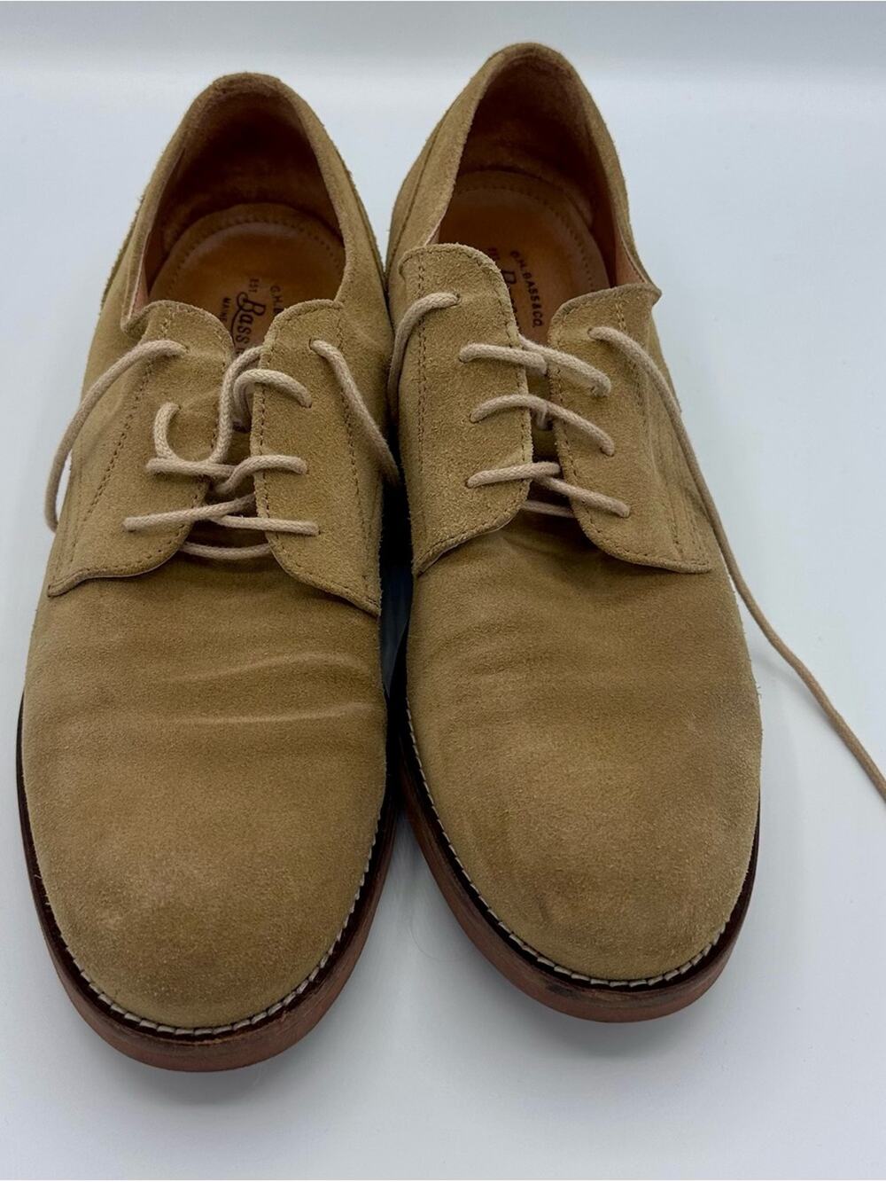 G.H. Bass & Co. Suede Lace-Up Flats in Light Brown Size 9M